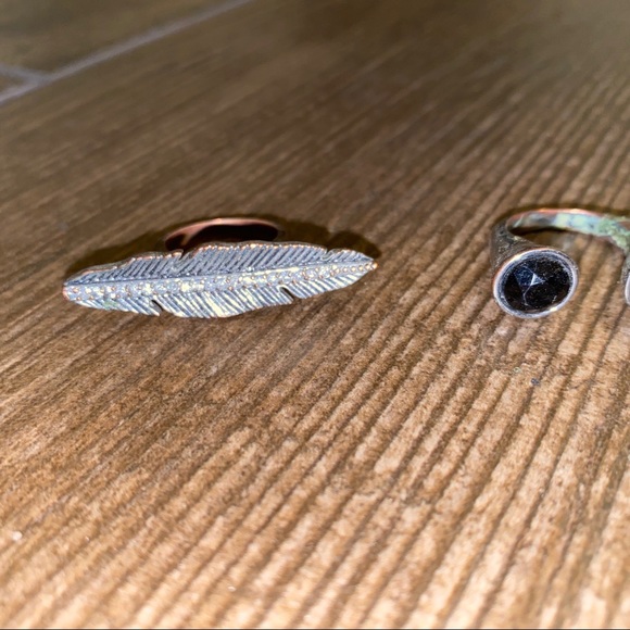 Bundle of 3 Two-Finger Fashion Rings - Picture 5 of 10